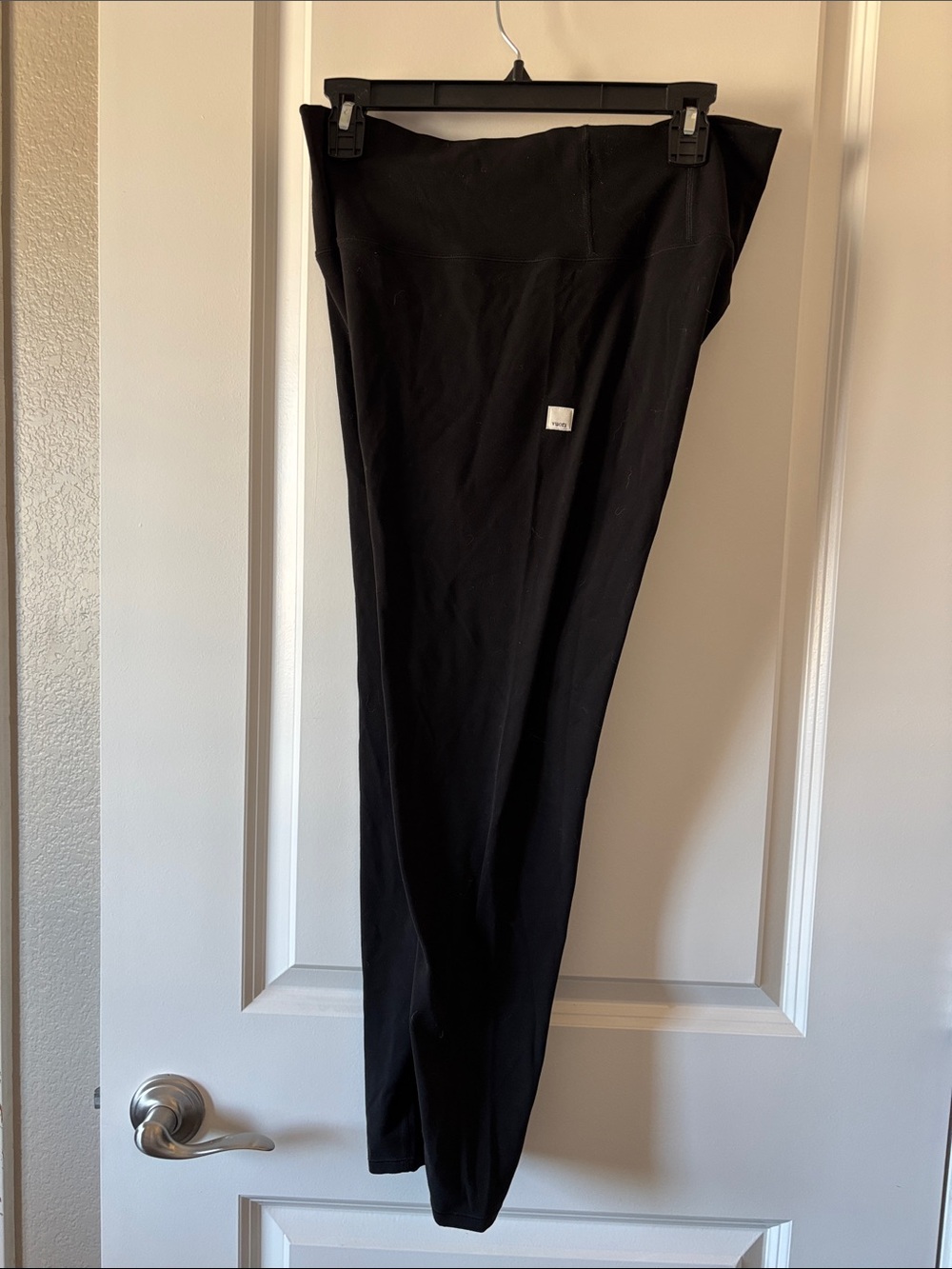Vuori All the Feels Leggings with Logo Tag